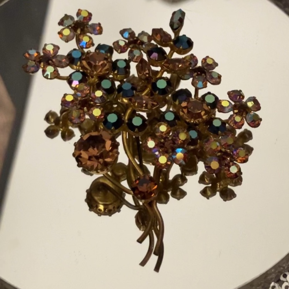 Vintage Floral Aurora borealis Rhinestone Brooch